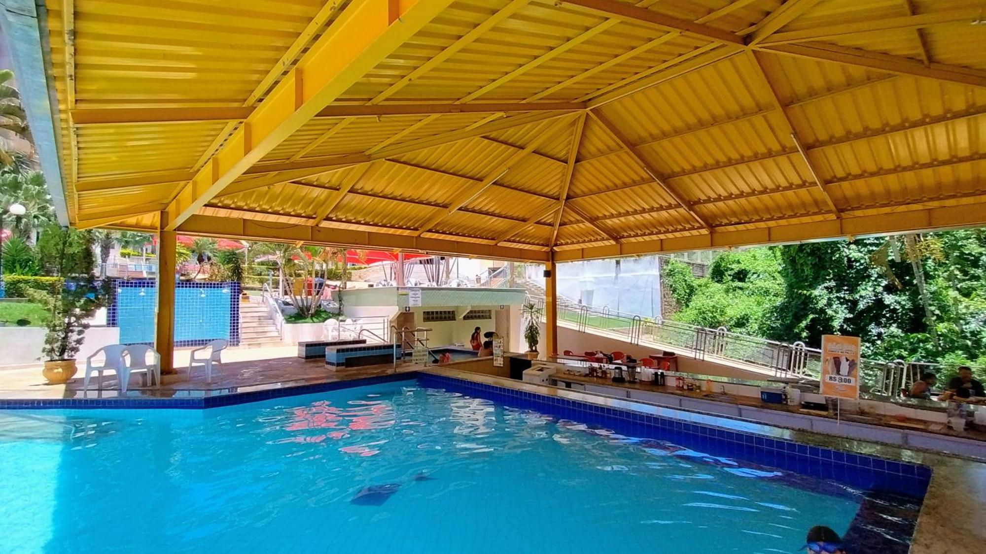 Sol Caldas - Achei Ferias - Com Roupa De Cama * Caldas Novas